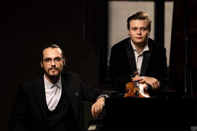 1KzZg7brW19IvTY1qfDEDWan256fuDveL